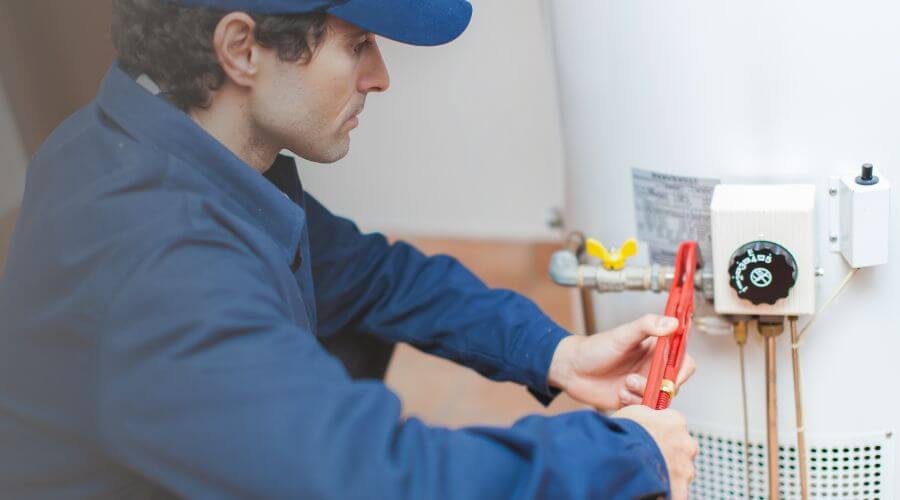 Professional Tankless Water Heater Installation in Lakewood, CA